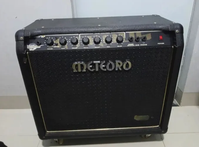 Amplificador g100 meteoro