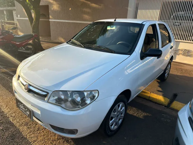 Fiat Palio 1.0 Cel. Econ./italia F.flex 8V 4P 2012