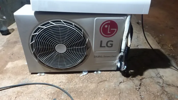Vende se esse ar condicionado