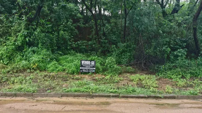 Lote a venda duas frentes com 546 metros no Setor Gentil Meireles em Goiânia localização c