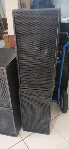 Caixa de som jbl dupl de 10 polegadas + titanium d220ti