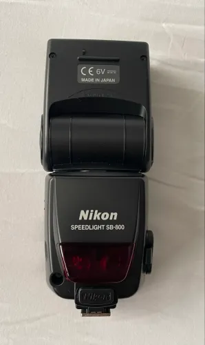 Flash Nikon SB800