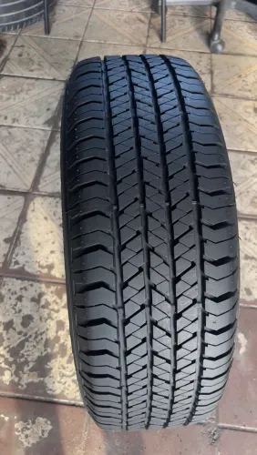 Pneu 215/65/16 seminovo