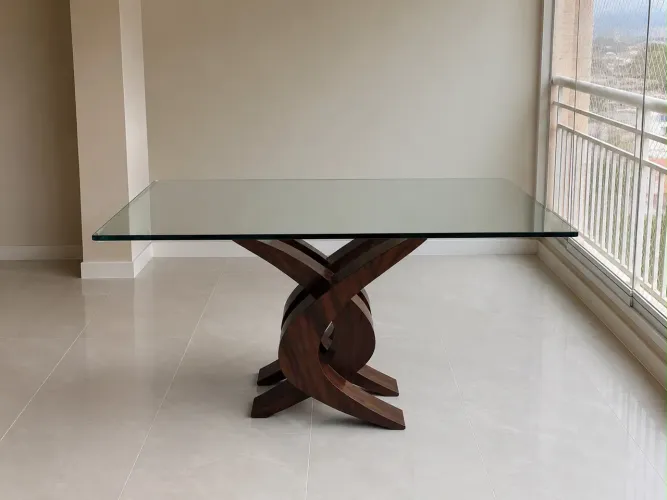Mesa quadrada vidro 140x140cm