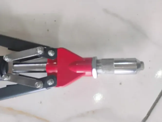 Rebitadeira manual pop 7
