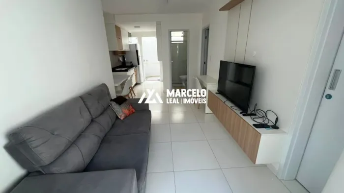 Alugo apartamento térreo com quintal e totalmente mobiliado de 2/4, sendo 01 suí