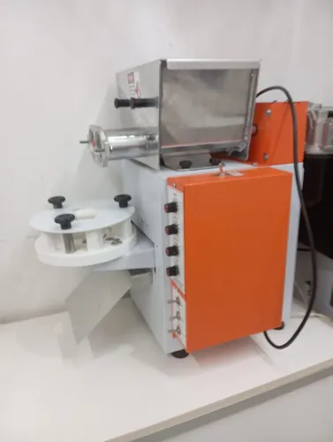 Máquina de salgados