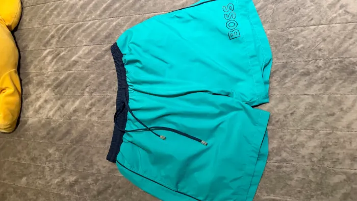 SHORT ORIGINAL DA HUGO BOSS VERDE TAMANHO P