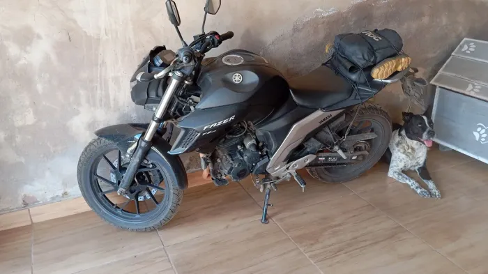 Vende -se Yamaha Fz25