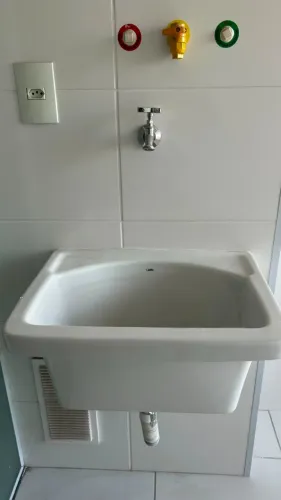 Tanque Celite com Torneira - Nunca Utilizado