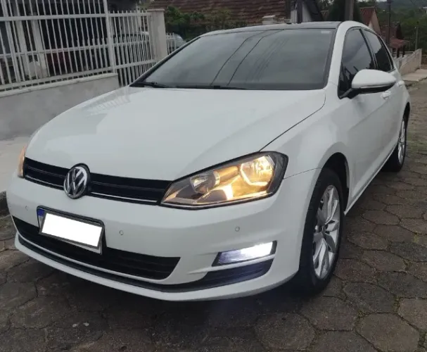 Grade Dianteira Original VW Golf MK7 (Sem Emblema)