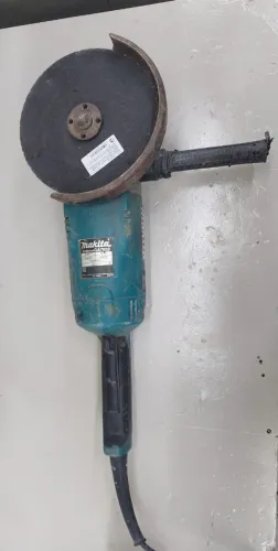 Makita GA7020, 7" 2.200 W, 220<br>2.200 W, 220 <br>R$ 500,00