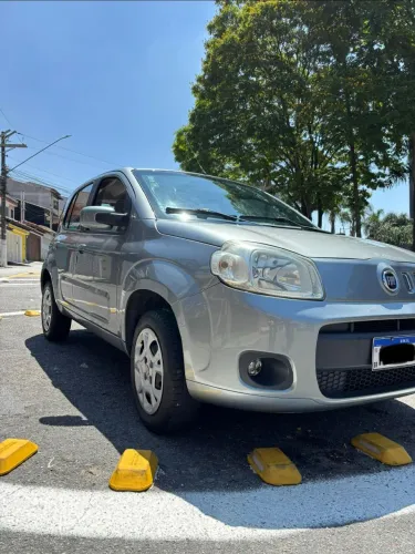 Fiat Uno Vivace Celeb. 1.0 EVO F.flex 8V 5P 2011
