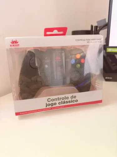 Controle gamer para celular KNUP (na caixa) 