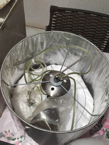 Pendente Mantra Fio Seda Prata Cúpula