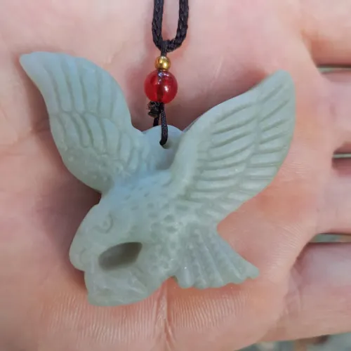 Pingente Águia Jade