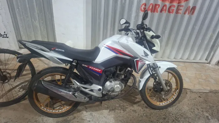 Titan 160 ex edição especial 40 anos