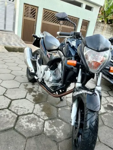 Vendo CB 300R