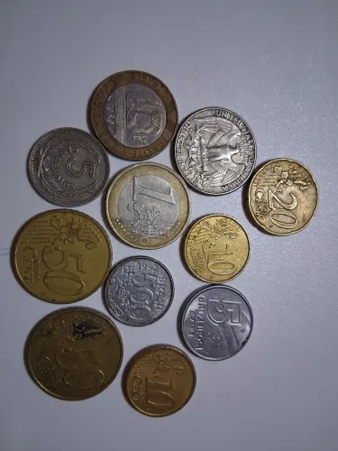 Lote De Moedas Antigas E Estrangeiras - 12 Peças (Euro, França, Cruzeiro, EUA)