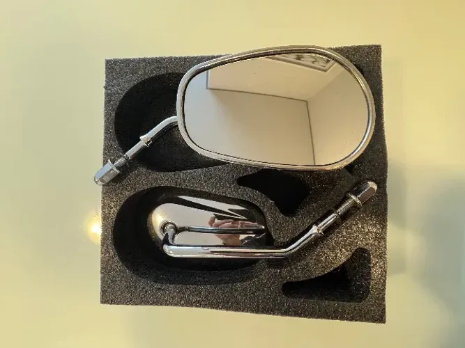 Par de retrovisores cromados para Harley Davidson