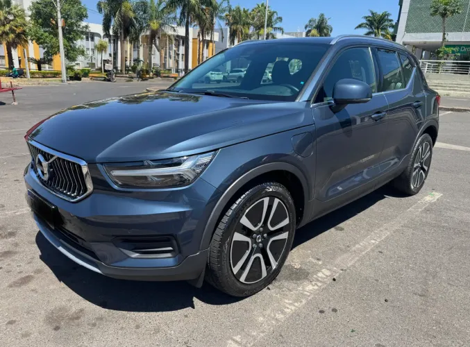 Volvo XC40 XC 40 T-5 Híbrido Momentum 1.5 262cv 2021