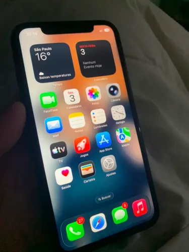 Vendo ou troco IPhone 11