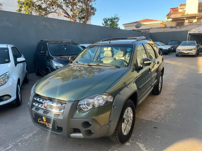 Fiat Palio Weekend Adventure Locker 1.8 Flex 2012