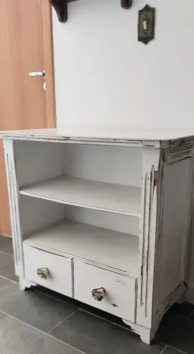 Jogo de quarto provençal penteadeira + mesa de cabeceira + ganchos de parede