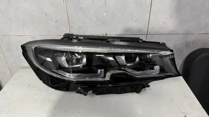Farol direito Bmw 320i 330i 330e G20 2019 2020 2021 2022 2023 original