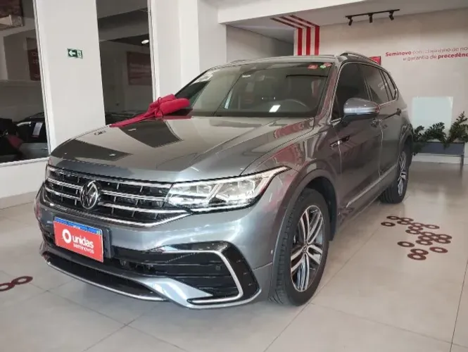 Volkswagen Tiguan Allspac R-line 300 TSI 2.0 2025