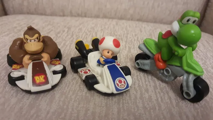 Mario Kart McDonalds 2014. Kit com 3 figuras colecionáveis - usado