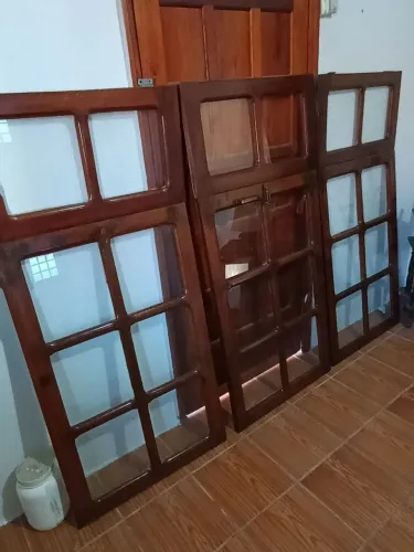 Janelas de madeira cerejeira completa com basculante 