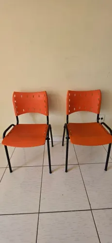 Cadeira reforçada