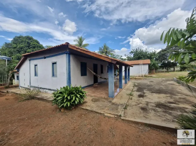 Chácara para Venda em Professor Jamil, Zona Rural Município Professor Jamil