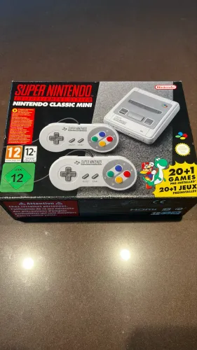Super Nintendo Classic Mini Europeu - novo, na caixa, para colecionadores