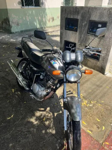 Titan 150