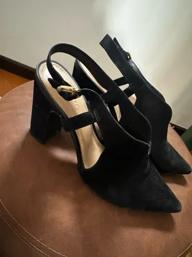 Sapato Arezzo TAM 36