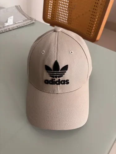 Boné adidas originals - Tamanho único