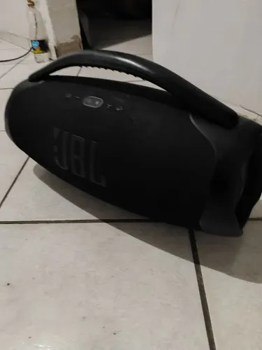 JBL bombox 3, em perfeito estado 