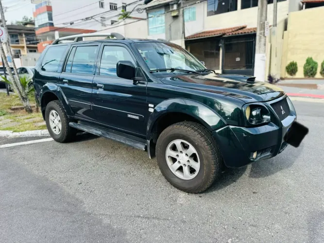 Mitsubishi Pajero Sport HPE 2.5 4X4 Diesel Mec. 2008