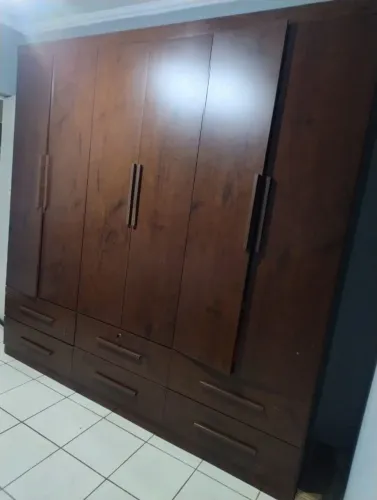 Vendo guarda roupa
