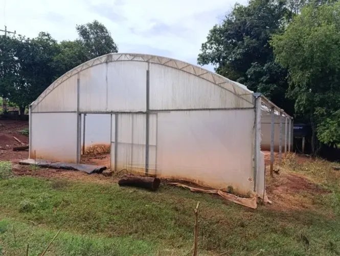 Vendo estufa agrícola galvanizada a fogo