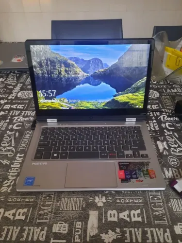 Netbook Positivo DUO C