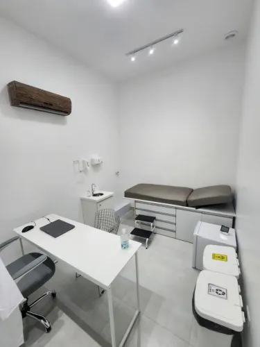 Aluguel Sem Custo | Consultório Médico no Centro de Curitiba | Pronto para Uso
