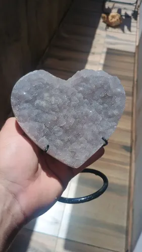 Coração de cristal brilho fino açucarado com mais de 1 kg.