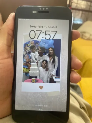 iPhone 8 