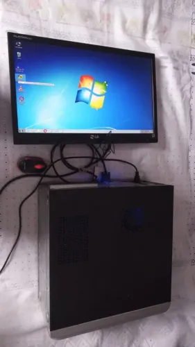 Pc Computador Cpu Pentium Dual Core 3.Ghz-E5700+2GbRam usado Desk Top