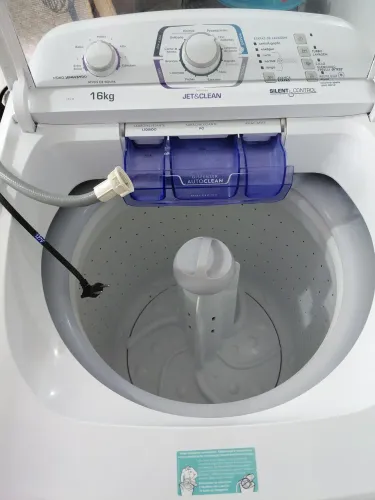 Maquina lavar Electrolux 16 kg 