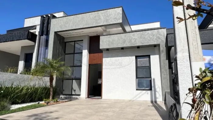 Casa com 3 Dormitórios e Piscina Aquecida no Villagio Ipanema I