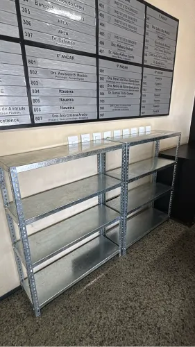 PRATELEIRAS DIRETO DA FÁBRICA NOVAS